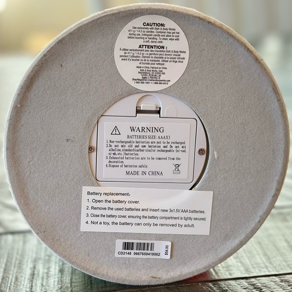 Bath & Body Works Light Up Glass Christmas Trees 3-Wick Pedestal Candle Holder - Picture 7 of 8